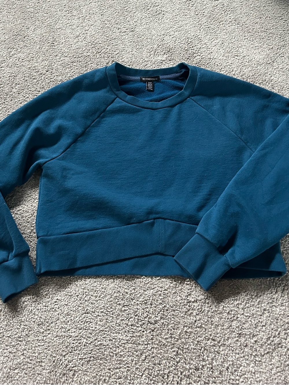Beyond Yoga Teal Crewneck Cropped Sweatshirt